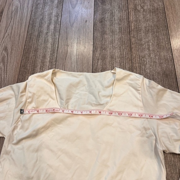 Skims Long Sleeve Bodysuit - Picture 10 of 10